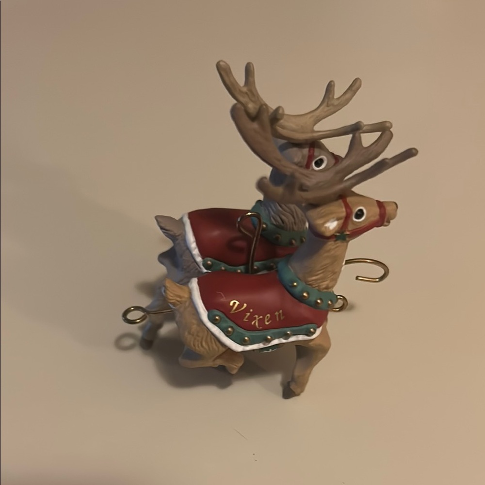 Vintage Hallmark 1992 Santa’s Reindeer Prancer & Vixen Ornament - Picture 1 of 4
